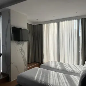 Black Diamond 4* טיראנה